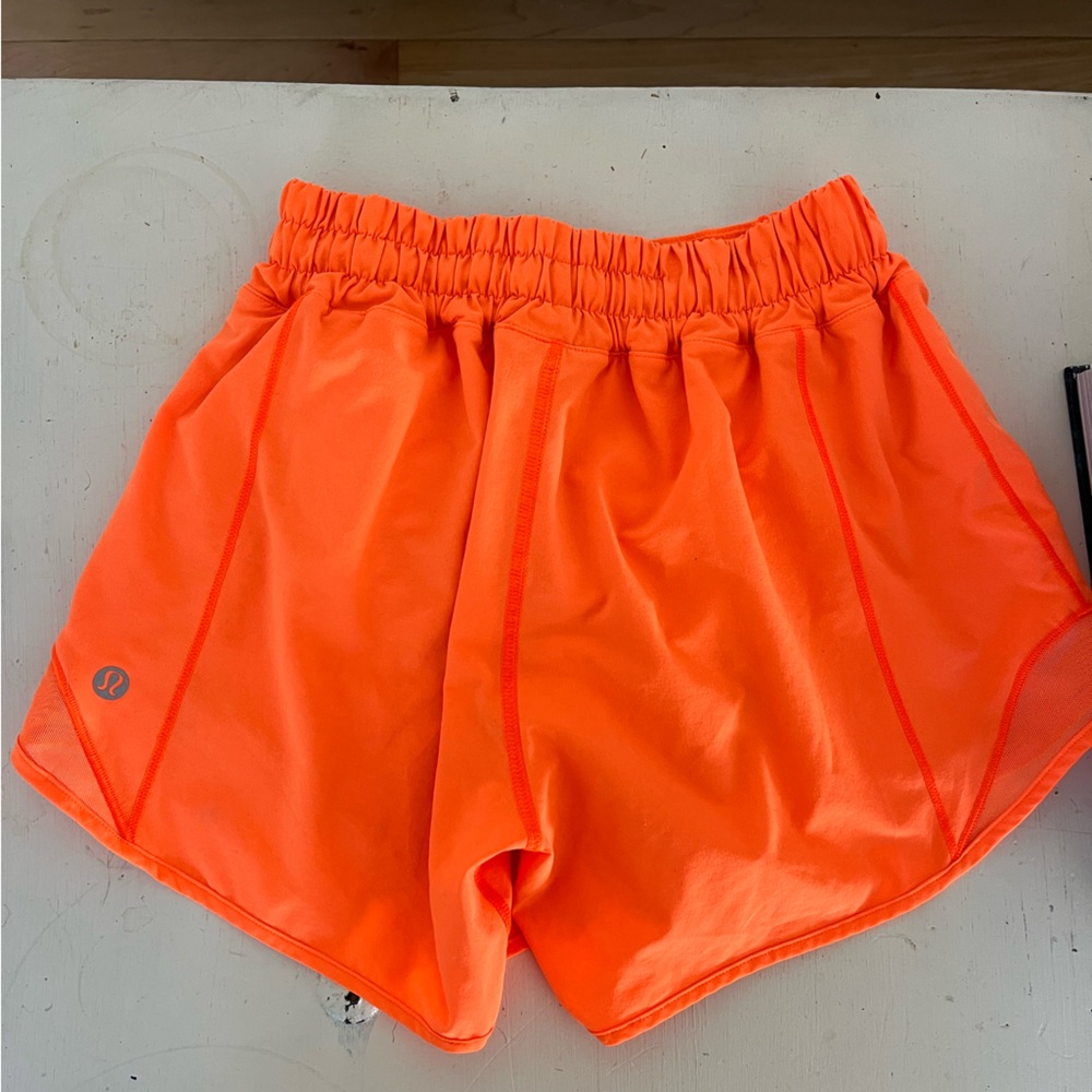 RARE COLOR Lululemon Hotty Hot Short II *Long 4" Highlight Orange 2